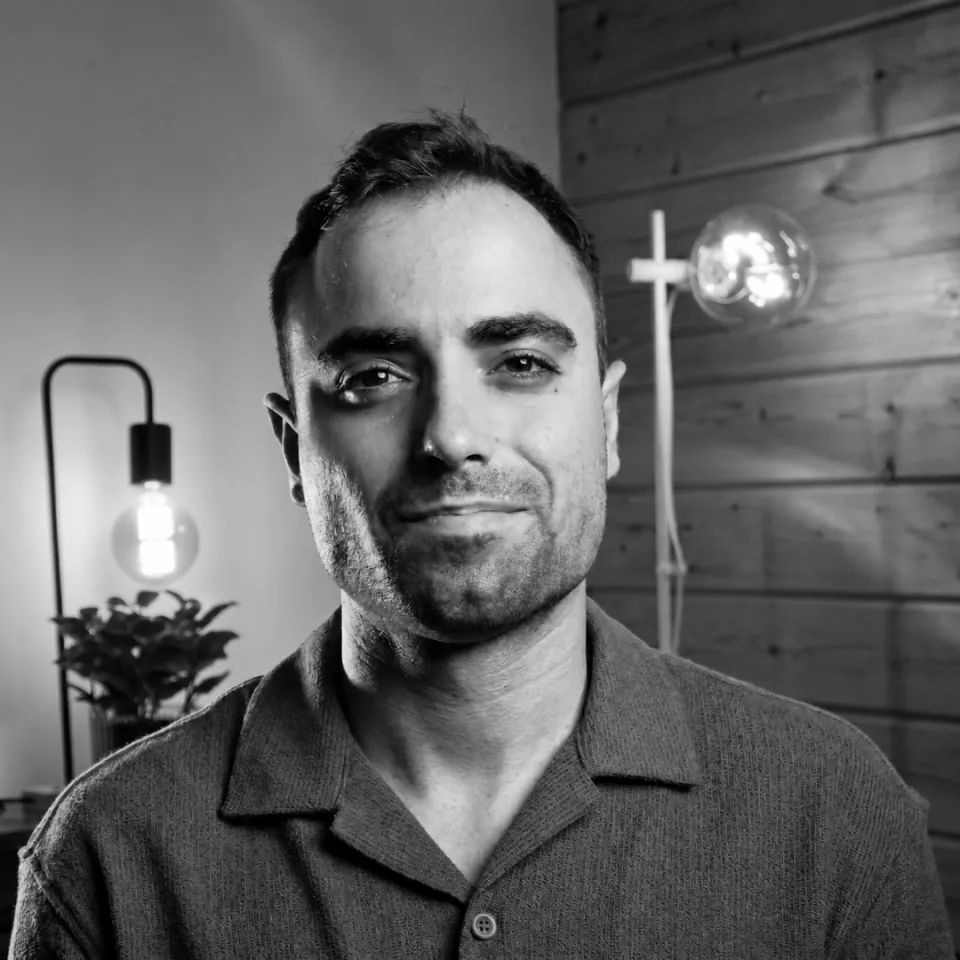 Diego, editor especialista en emprendimiento y negocios